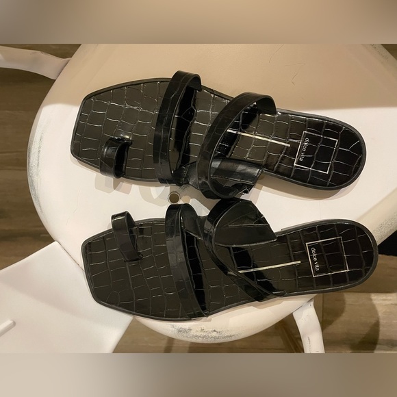 Dolce Vita Black Sandals - Picture 1 of 4